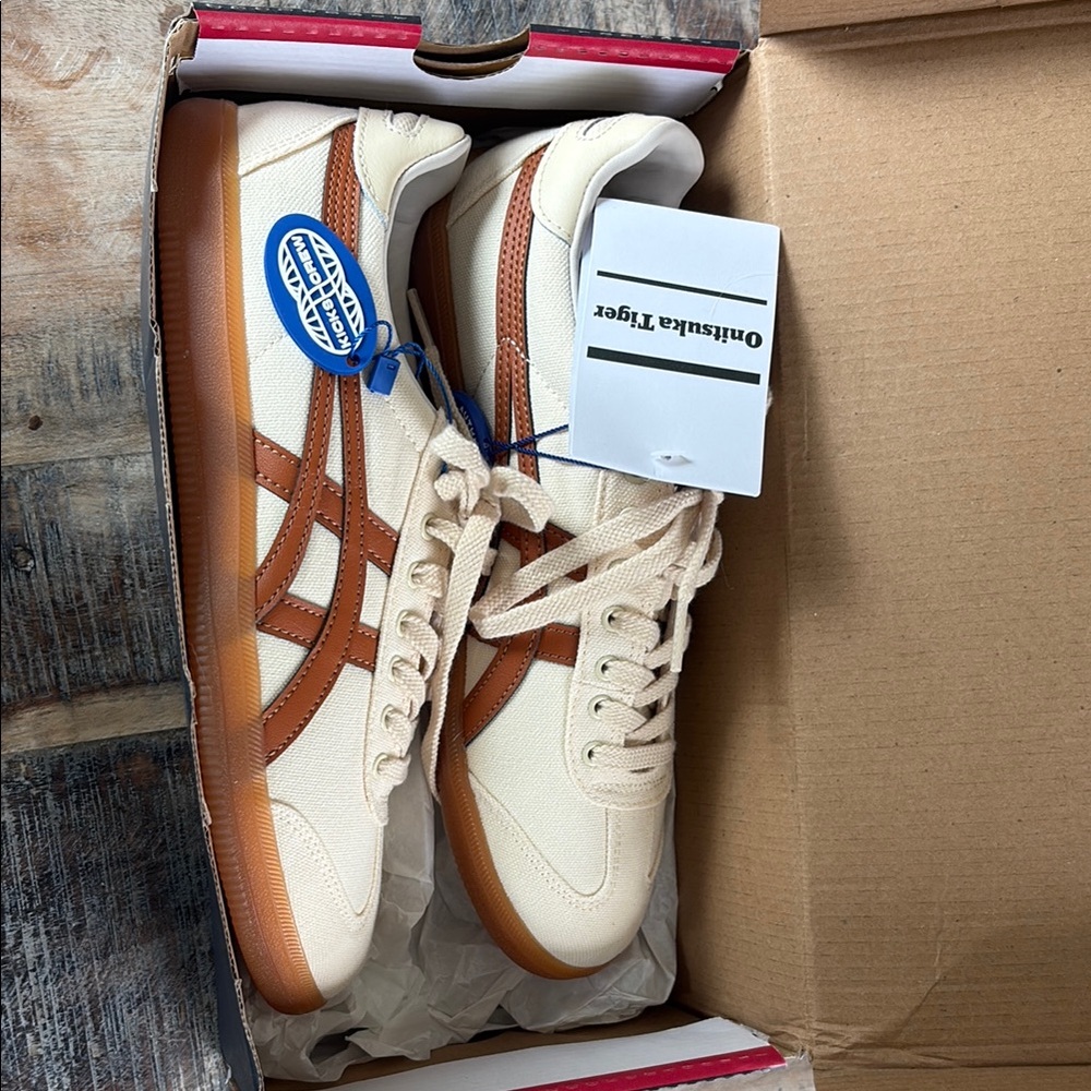 Onitsuka Tiger by Asics Shoes Cream and Brown Sneakers Women’s size 8